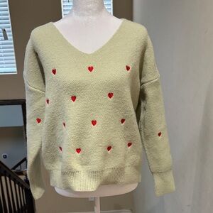 Heart Patterned Green Sweater